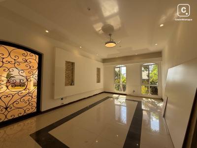 Casa en venta en Managua – 7 hab, 1,100 m²