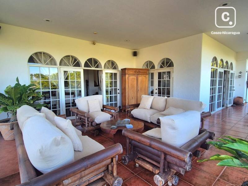 Apartment for sale in Villa Fontana Sur, Managua – 3 beds, 729 m²
