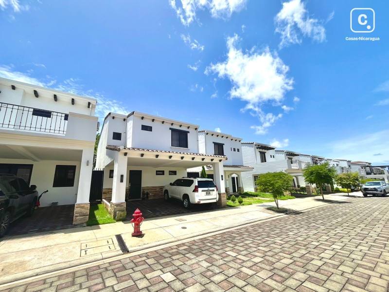 House for rent in Managua – 2 beds, 174 m²