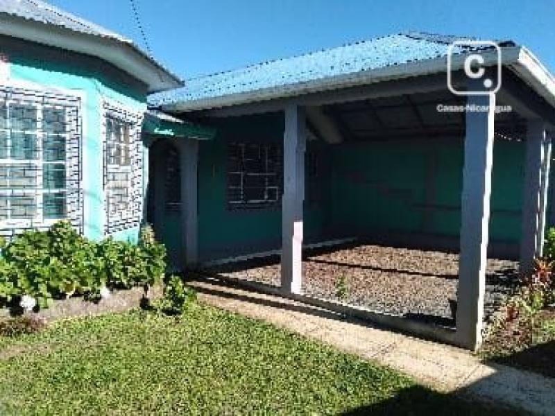 Casa en venta en Crucero, Managua – 5 hab, 370 m²