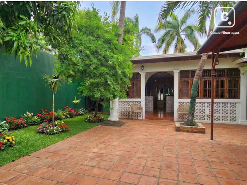Apartment for sale in Carretera Norte, Managua – 3 beds, 449 m²