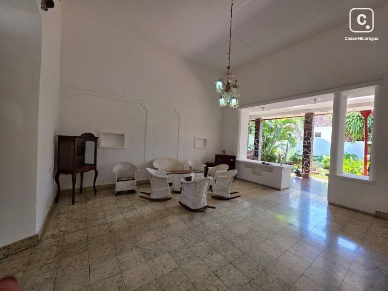 House for rent in Granada – 5 beds, 400 m²