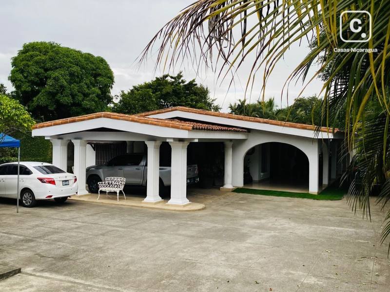 House for sale in Carretera Vieja a León, Managua – 7 beds, 310 m²
