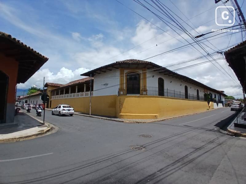 Casa en venta en Granada – 2 hab, 1,068 m²