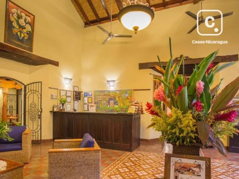 Commercial unit for sale in Granada