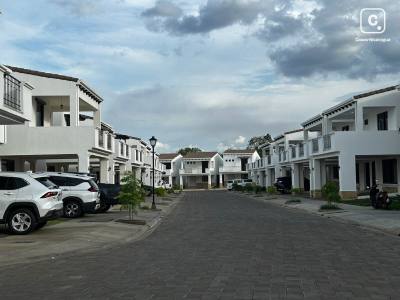 Apartamento en alquiler en Managua – 3 hab, 152 m²