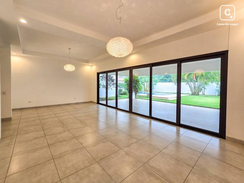 Apartment for sale in Managua – 4 beds, 350 m²