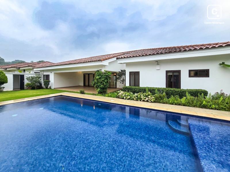 Apartment for sale in Managua – 4 beds, 350 m²