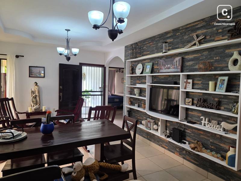 House for rent in Granada – 3 beds, 300 m²