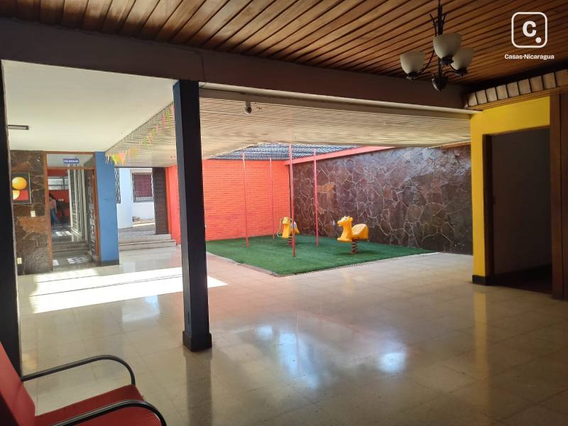 House for sale in Managua – 5 beds, 588 m²