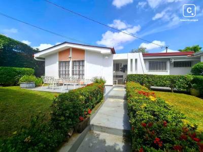 Apartment for sale in Los Robles, Managua – 4 beds, 387 m²
