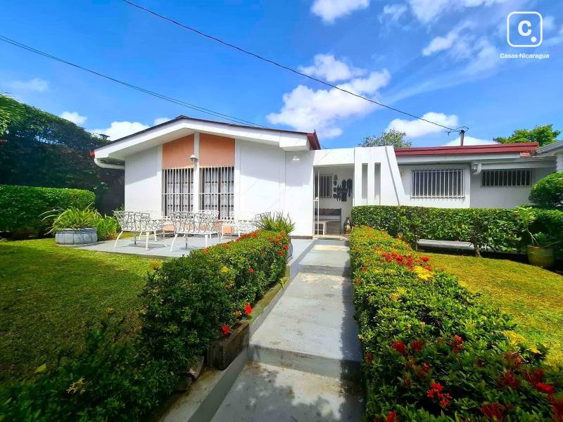 Apartment for sale in Los Robles, Managua – 4 beds, 387 m²