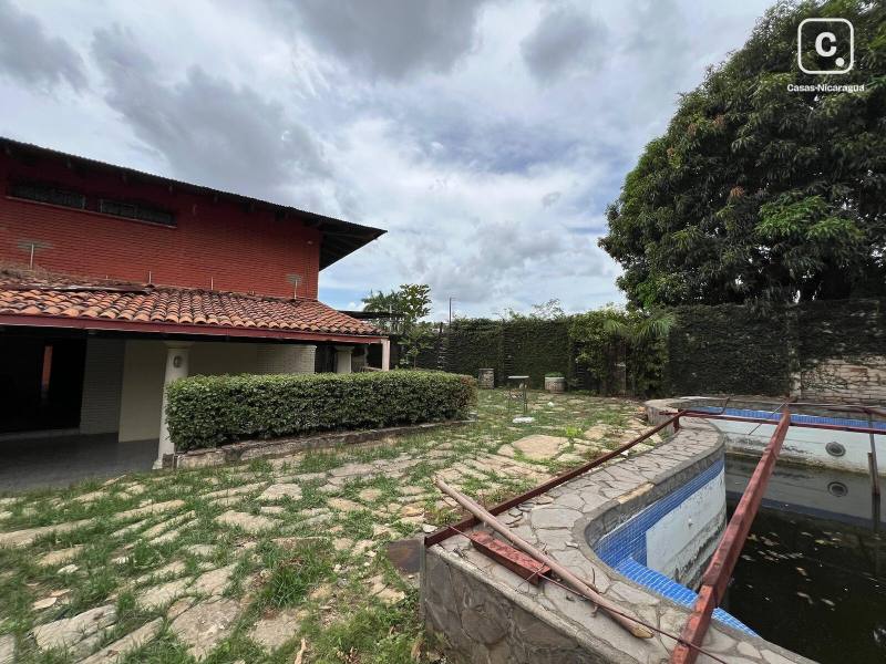 Commercial unit for sale in Bolonia, Managua – 1,100 m²