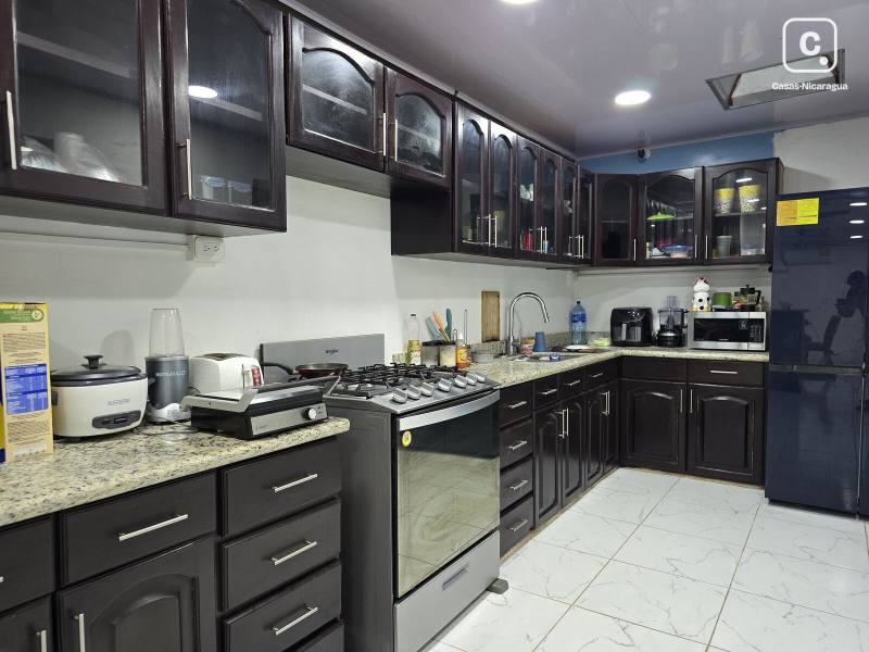 Apartment for sale in Carretera Nueva León, Managua – 5 beds, 220 m²