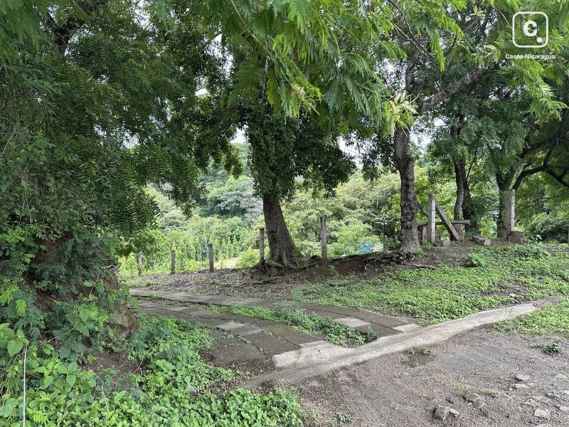 Lot for sale in Managua – 3,334 m²