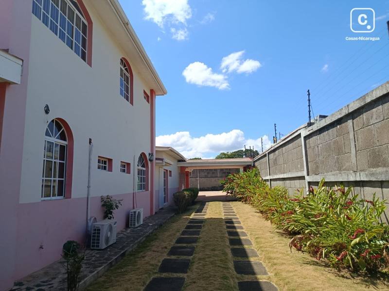 House for sale in Managua – 5 beds, 504 m², US$ 350,000