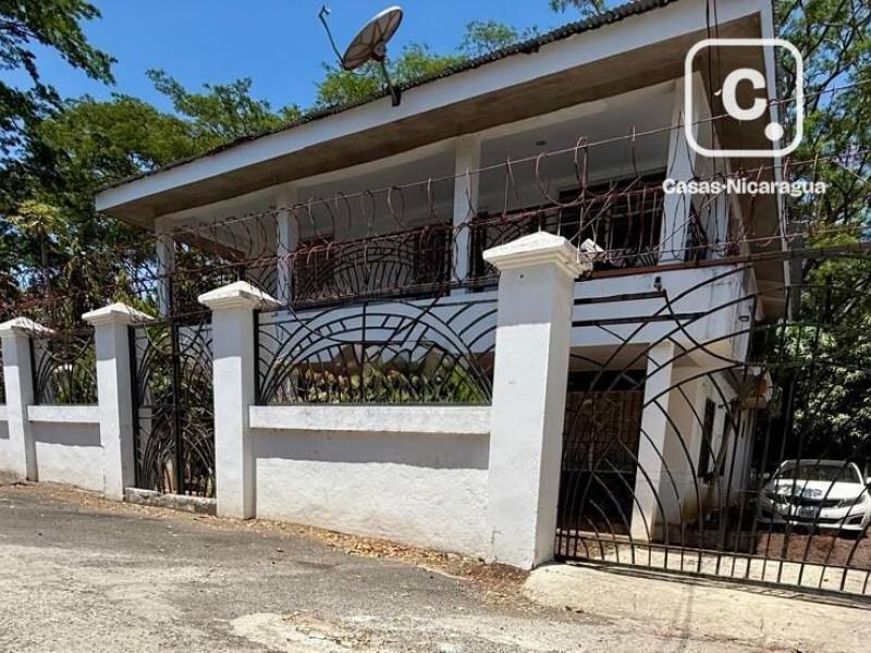 Apartment for sale in Carretera Sur, Managua – 9 beds, 240 m²