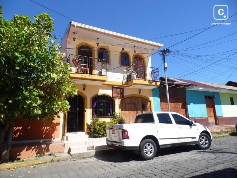 House for sale in León – 16 beds, 442 m²