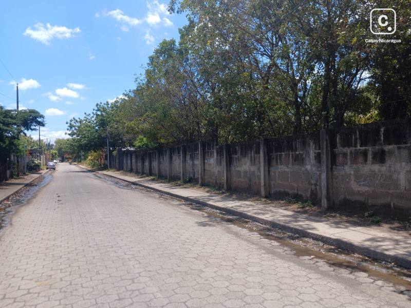House for sale in Managua – 2 beds, 400 m²