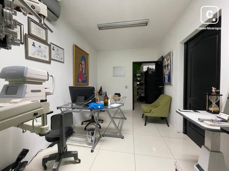 Casa en alquiler en Villa Fontana, Managua – 305 m²