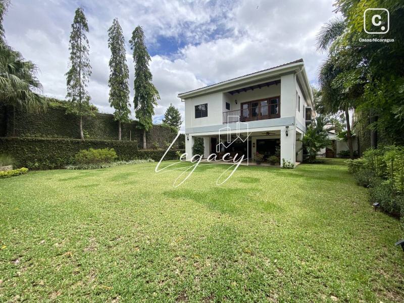 Casa en venta en Carretera Sur, Managua – 3 hab, 300 m², US$ 180,000