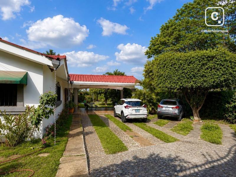 Commercial unit for sale in Las Colinas, Managua – 373 m²