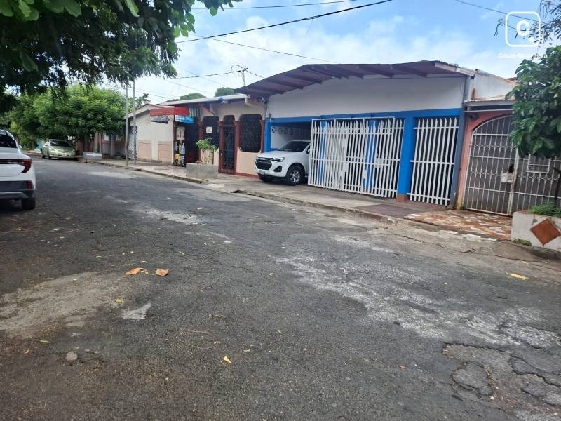 House for sale in Managua – 10 beds, 318 m²