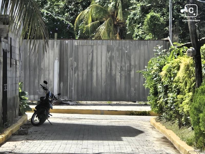 Lot for sale in Rivas – 300 m²