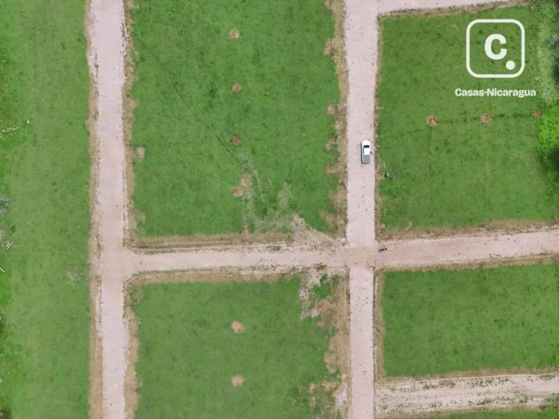 Lot for sale in León – 282 m²