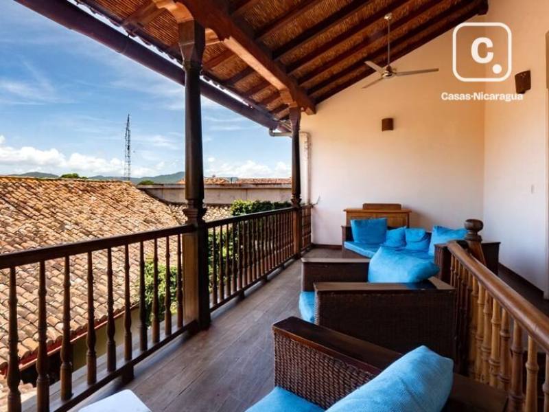 House for sale in Granada – 3 beds, 268 m²