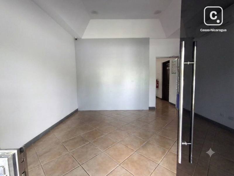 Apartment for rent in Las Colinas, Managua – 8 beds, 341 m²