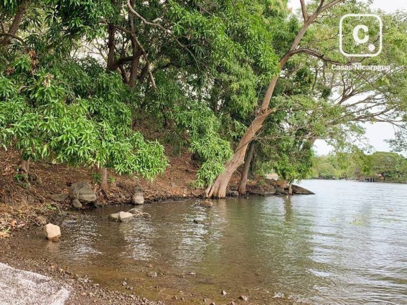 Terreno en venta en Granada – 1,032,819 varas²