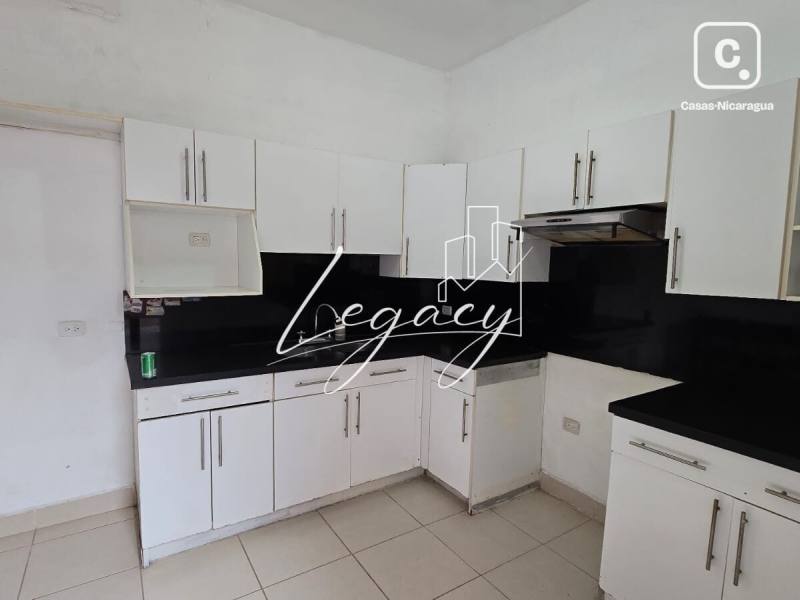 House for sale in Bello Horizonte, Managua – 5 beds, 300 m²