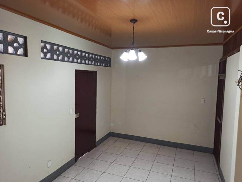 Commercial unit for sale in Chinandega – 166 m²