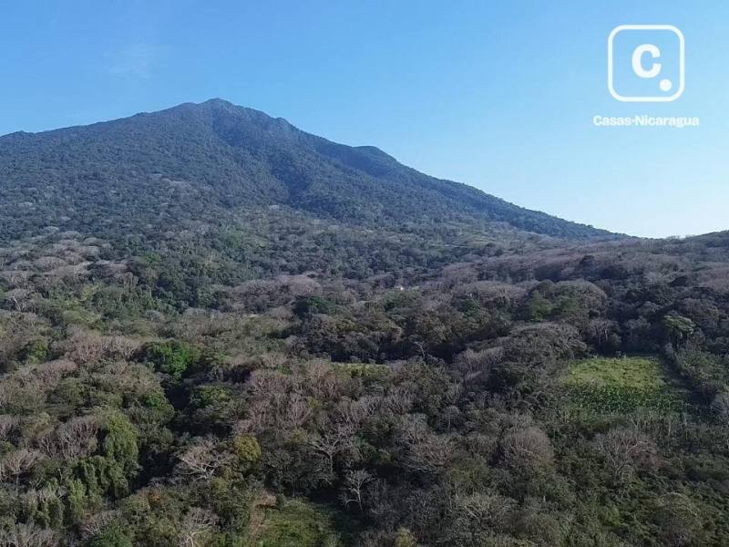 Terreno en venta en Isla de Ometepe, Rivas – 71,831 m²