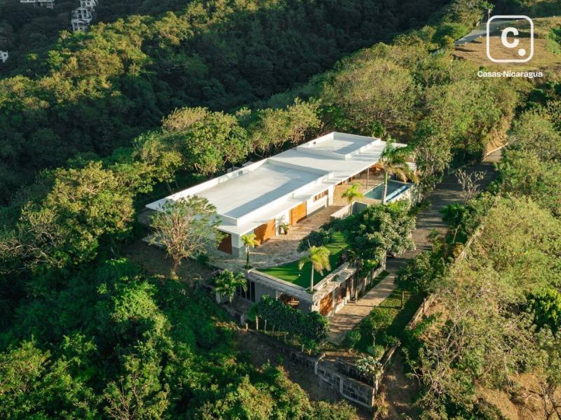 Casa en venta en San Juan del Sur, Rivas – 4 hab, 2,400 m²
