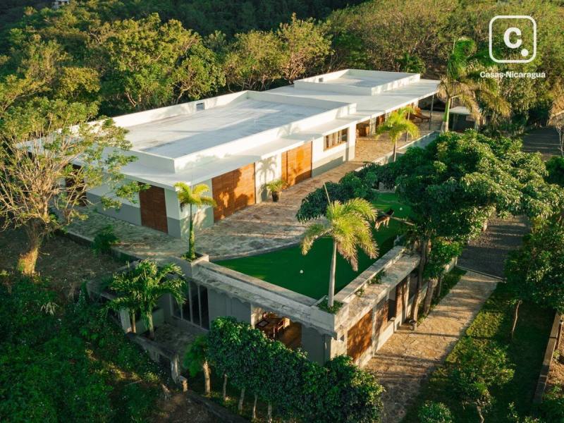 Casa en venta en San Juan del Sur, Rivas – 4 hab, 2,400 m²