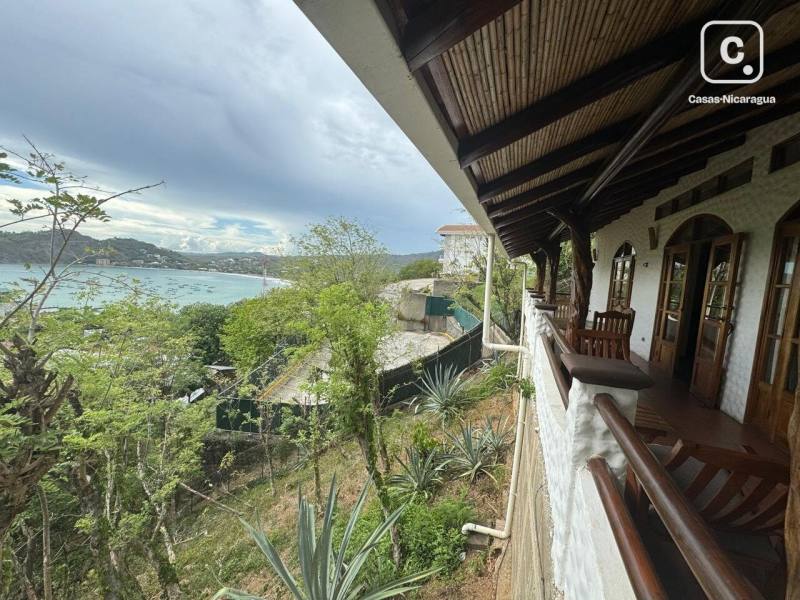 Casa en alquiler en San Juan del Sur, Rivas – 2 hab, US$ 850/mes