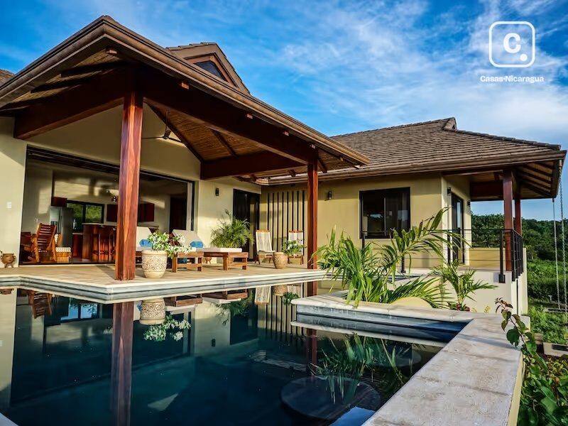 Casa en venta en San Juan del Sur, Rivas – 3 hab, 222 m²