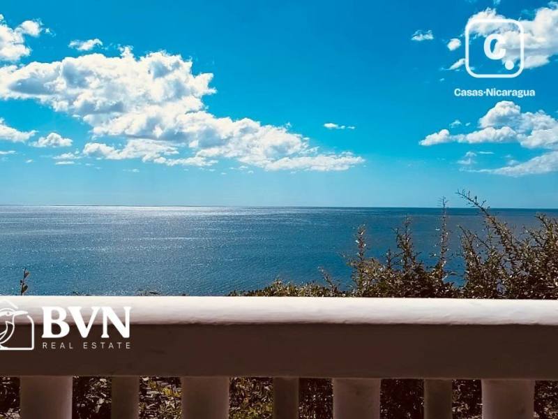 Beach house for sale in La Boquita, Carazo – 10 beds, 460 m²