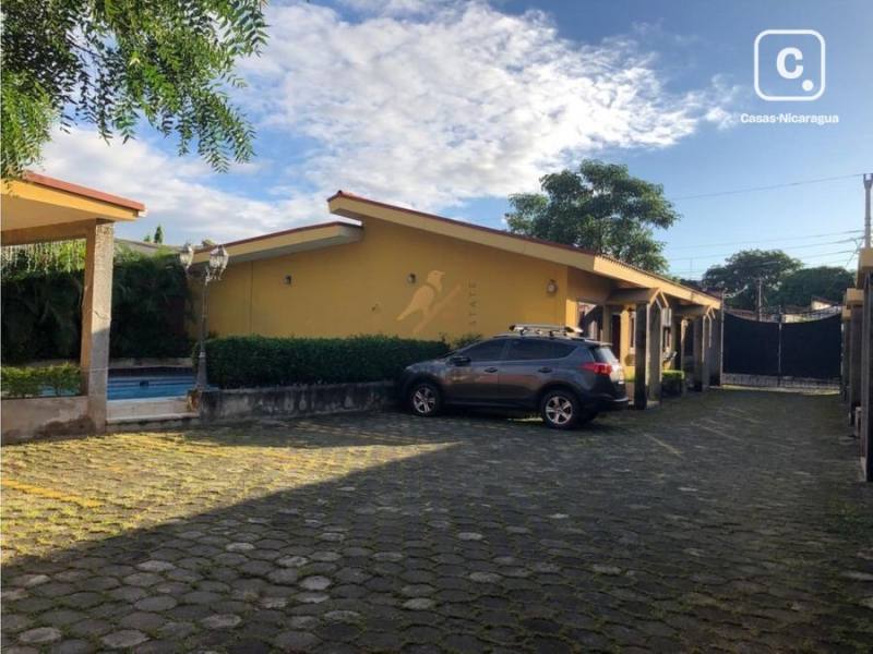 Apartment for rent in Bolonia, Managua – 2 beds, 140 m²