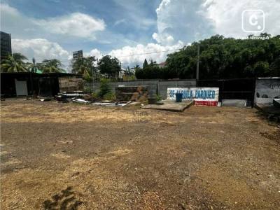 Terreno en venta en Managua – 945 m²