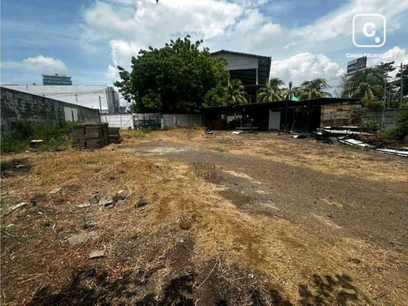 Terreno en venta en Managua – 945 m²