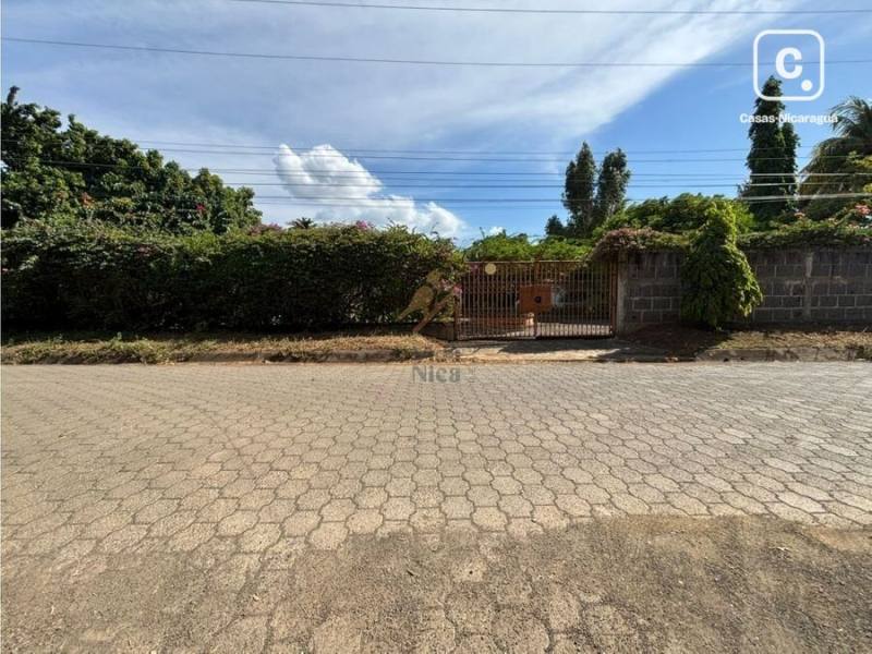 House for sale in Carretera Nueva León, Managua – 5 beds, 450 m²