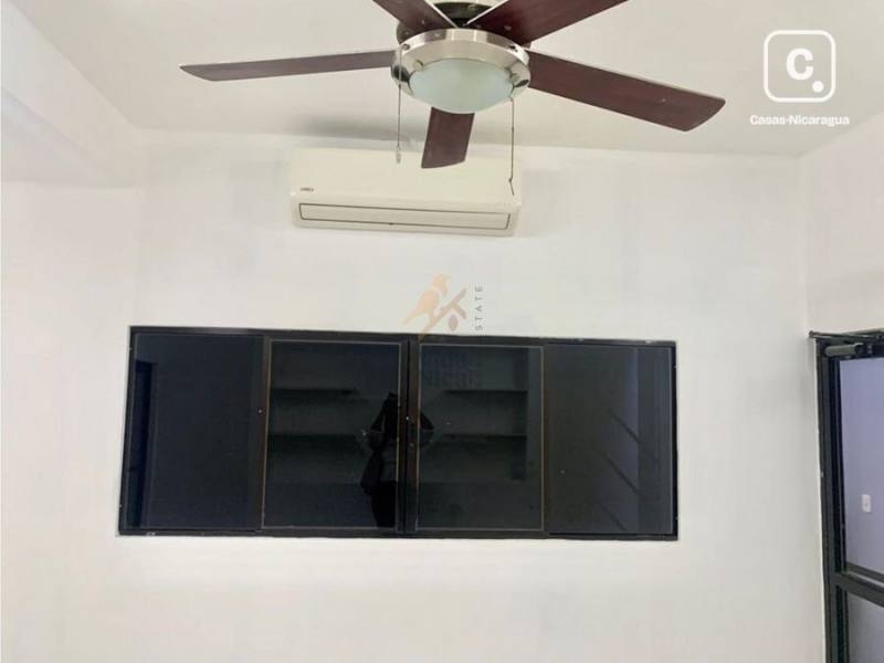 Office for rent in Colonia Centro América, Managua – 42 m²