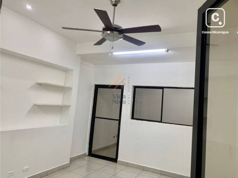 Office for rent in Colonia Centro América, Managua – 42 m²