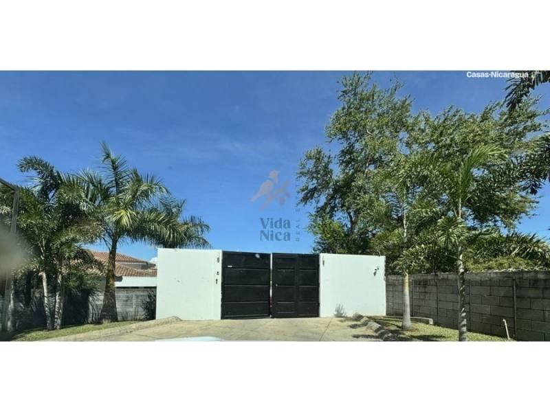 Casa en venta en Santo Domingo, Managua – 3 hab, 247 m²