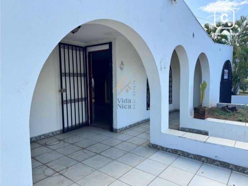 Casa en venta en Managua – 5 hab, 305 m²