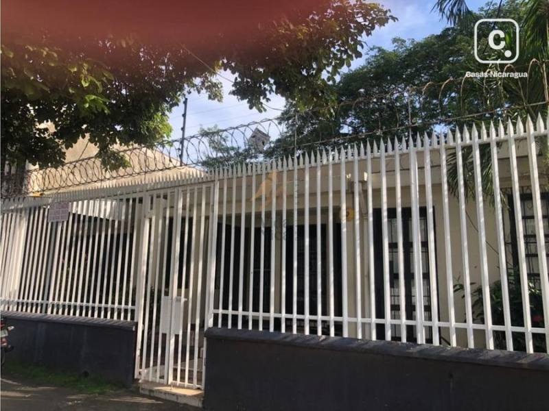 Casa en venta en Bolonia, Managua – 5 hab, 350 m²