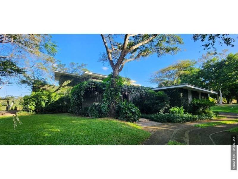 Casa en venta en Carretera Sur, Managua – 4 hab, 441 m²